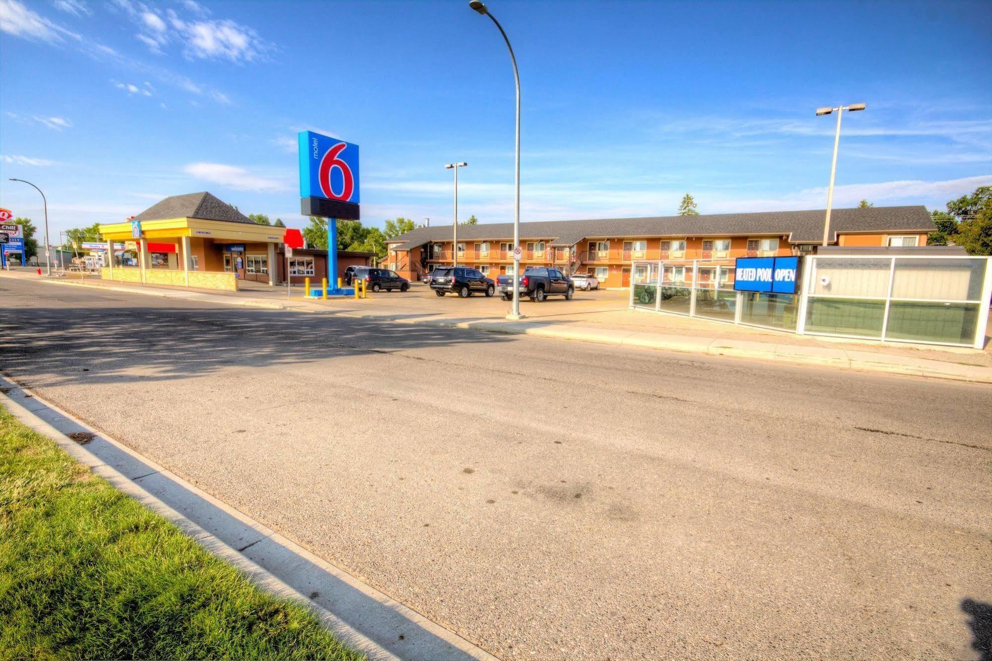 Motel 6-Lethbridge, Ab Dış mekan fotoğraf