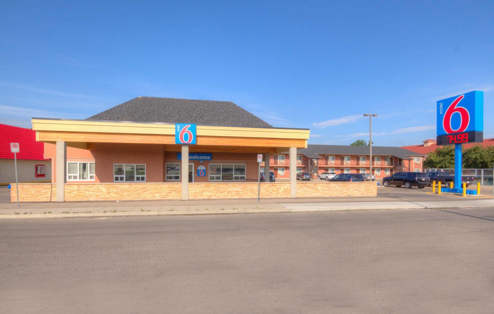 Motel 6-Lethbridge, Ab Dış mekan fotoğraf